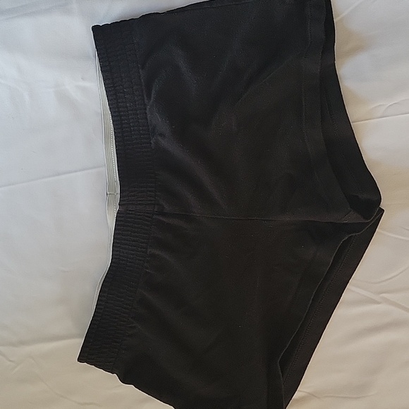 3 Pairs Cotton-Blend Shorts Size MEDIUM - Picture 2 of 5